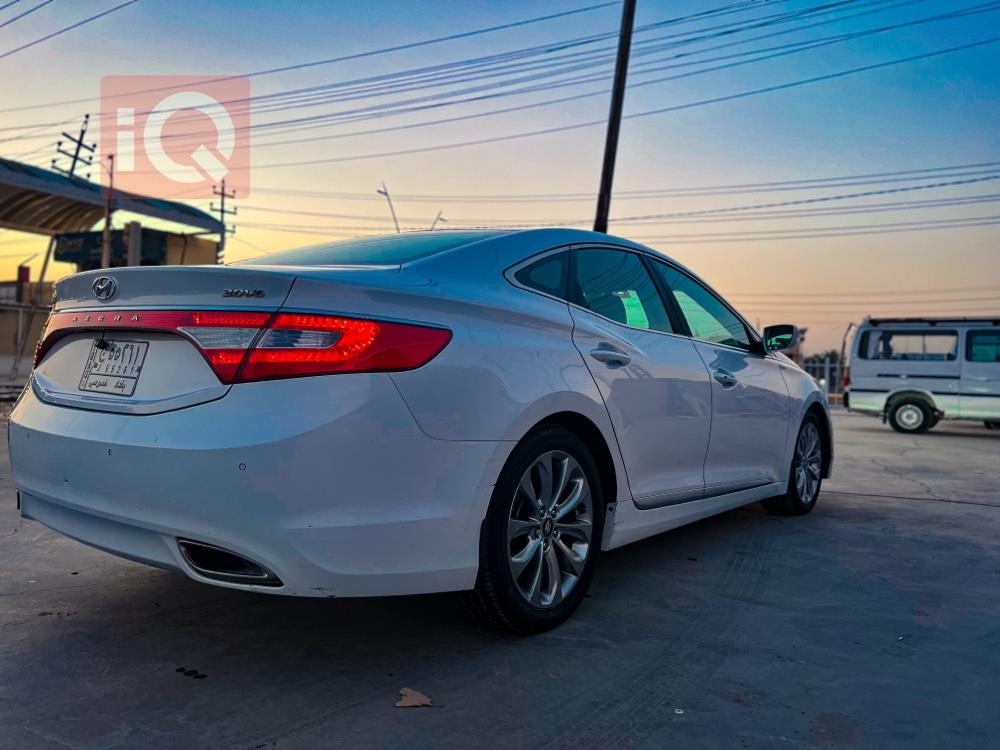 Hyundai Azera
